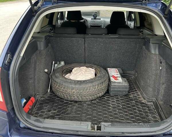 Синій Шкода Октавія, об'ємом двигуна 1.6 л та пробігом 290 тис. км за 5100 $, фото 12 на Automoto.ua