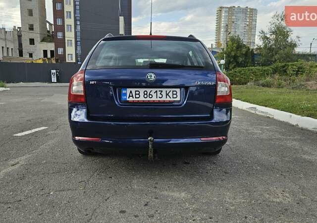 Синий Шкода Октавия, объемом двигателя 1.6 л и пробегом 249 тыс. км за 7500 $, фото 9 на Automoto.ua