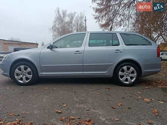 Синий Шкода Октавия, объемом двигателя 1.8 л и пробегом 227 тыс. км за 7800 $, фото 6 на Automoto.ua
