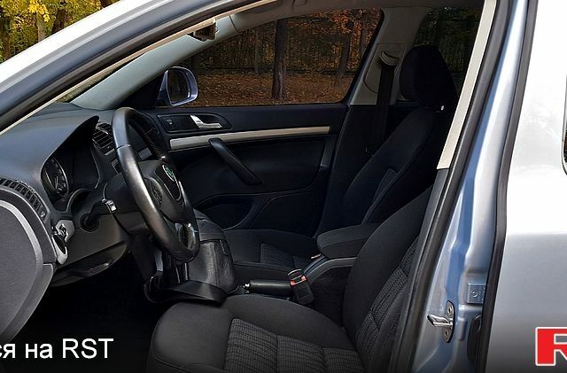 Синій Шкода Октавія, об'ємом двигуна 1.5 л та пробігом 160 тис. км за 6400 $, фото 3 на Automoto.ua