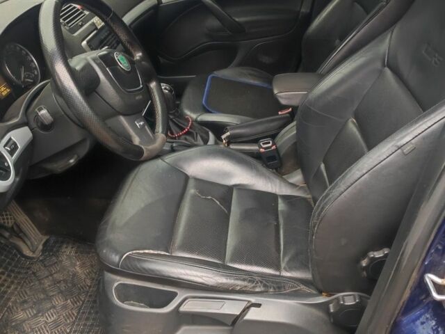 Синий Шкода Октавия, объемом двигателя 1.6 л и пробегом 330 тыс. км за 7094 $, фото 3 на Automoto.ua