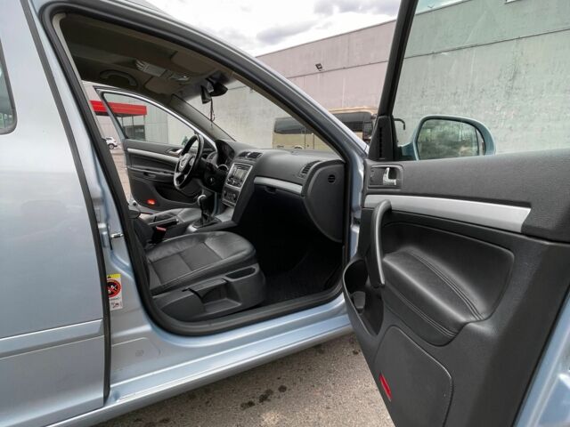 Синій Шкода Октавія, об'ємом двигуна 1.6 л та пробігом 361 тис. км за 6307 $, фото 17 на Automoto.ua