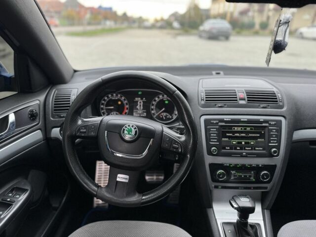 Синий Шкода Октавия, объемом двигателя 2 л и пробегом 270 тыс. км за 8700 $, фото 5 на Automoto.ua