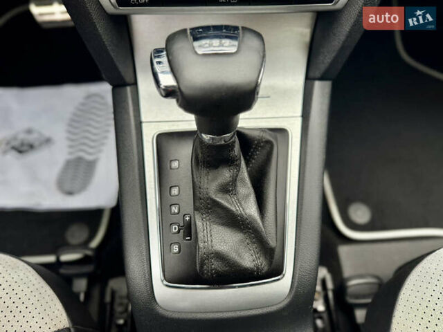 Синій Шкода Октавія, об'ємом двигуна 2 л та пробігом 205 тис. км за 11000 $, фото 32 на Automoto.ua