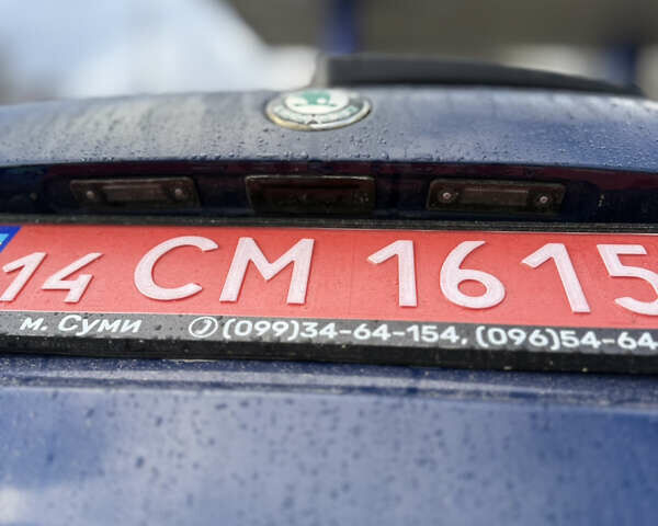 Синий Шкода Октавия, объемом двигателя 1.6 л и пробегом 215 тыс. км за 9500 $, фото 8 на Automoto.ua