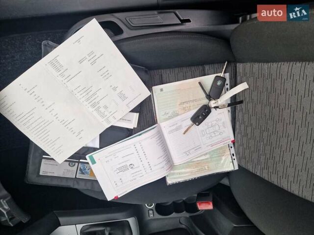 Синий Шкода Октавия, объемом двигателя 1.8 л и пробегом 181 тыс. км за 7200 $, фото 20 на Automoto.ua