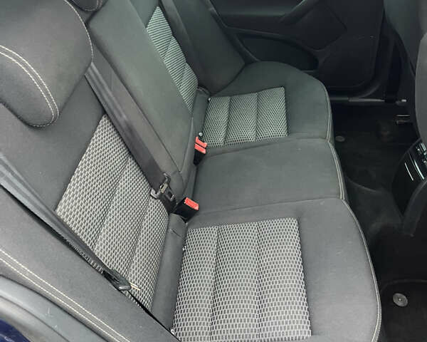 Синий Шкода Октавия, объемом двигателя 1.4 л и пробегом 273 тыс. км за 5900 $, фото 49 на Automoto.ua