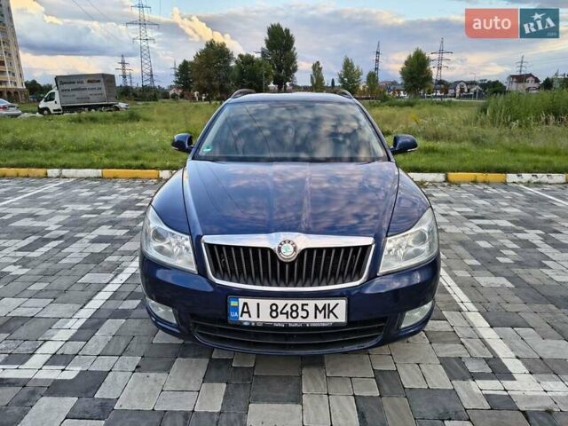 Шкода Октавия 2010 в Ирпене на Automoto.ua Синий Шкода Октавия, объемом двигателя 2 л и пробегом 294 тыс. км за 8800 $, фото 8 на Automoto.ua