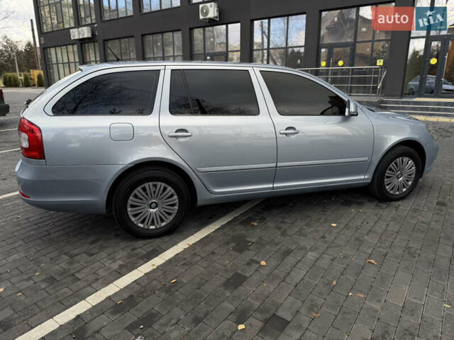 Синий Шкода Октавия, объемом двигателя 1.6 л и пробегом 186 тыс. км за 8400 $, фото 37 на Automoto.ua