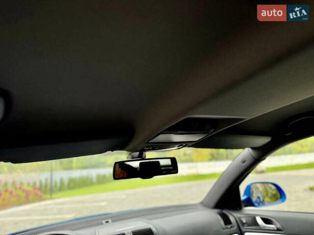Синій Шкода Октавія, об'ємом двигуна 2 л та пробігом 205 тис. км за 11000 $, фото 34 на Automoto.ua