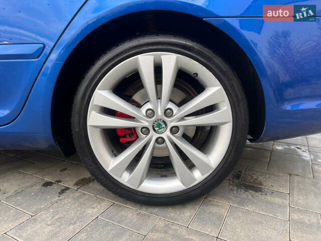 Синій Шкода Октавія, об'ємом двигуна 2 л та пробігом 205 тис. км за 11000 $, фото 79 на Automoto.ua