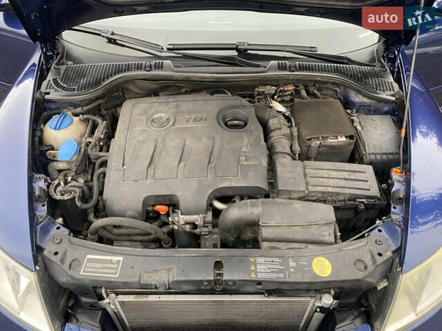 Синій Шкода Октавія, об'ємом двигуна 1.6 л та пробігом 294 тис. км за 7000 $, фото 22 на Automoto.ua