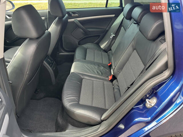 Синий Шкода Октавия, объемом двигателя 1.8 л и пробегом 223 тыс. км за 7600 $, фото 11 на Automoto.ua