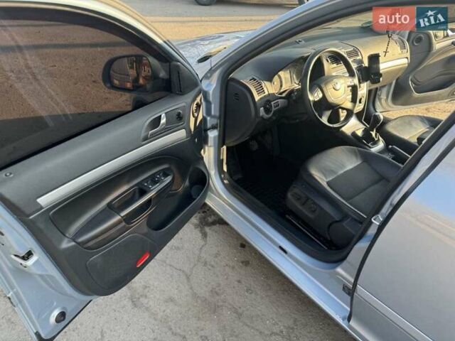 Синий Шкода Октавия, объемом двигателя 1.97 л и пробегом 274 тыс. км за 9300 $, фото 18 на Automoto.ua