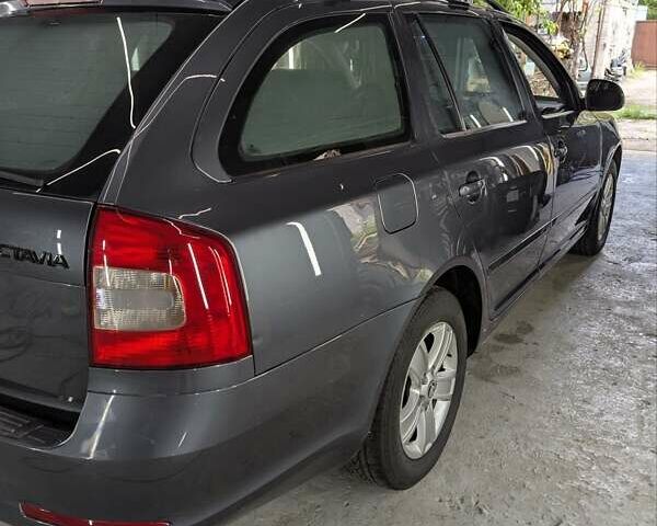Синий Шкода Октавия, объемом двигателя 1.2 л и пробегом 290 тыс. км за 6990 $, фото 4 на Automoto.ua