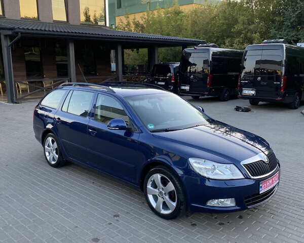 Синий Шкода Октавия, объемом двигателя 1.8 л и пробегом 209 тыс. км за 7500 $, фото 6 на Automoto.ua
