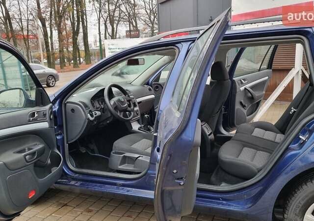 Синій Шкода Октавія, об'ємом двигуна 1.4 л та пробігом 235 тис. км за 7500 $, фото 22 на Automoto.ua
