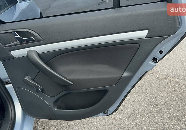 Синий Шкода Октавия, объемом двигателя 1.4 л и пробегом 213 тыс. км за 7599 $, фото 16 на Automoto.ua