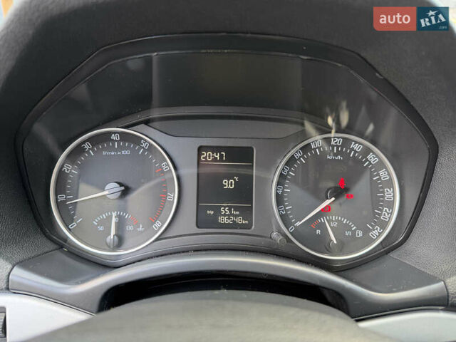 Синий Шкода Октавия, объемом двигателя 1.6 л и пробегом 186 тыс. км за 8400 $, фото 77 на Automoto.ua