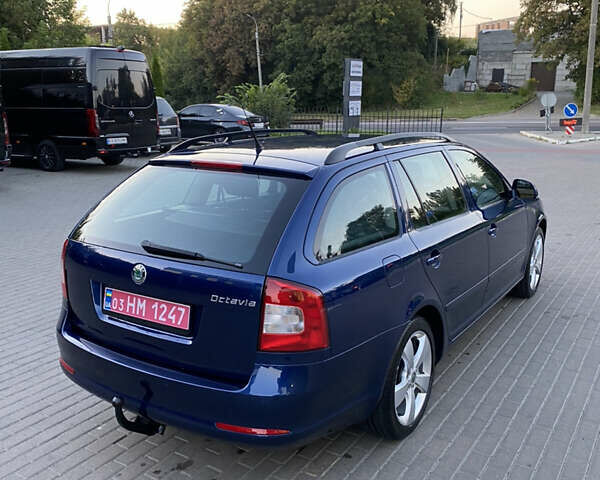 Синий Шкода Октавия, объемом двигателя 1.8 л и пробегом 209 тыс. км за 7500 $, фото 4 на Automoto.ua