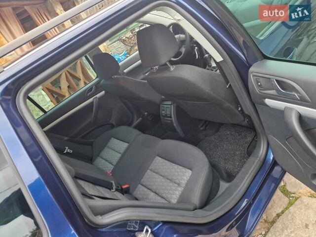 Синий Шкода Октавия, объемом двигателя 1.8 л и пробегом 181 тыс. км за 7200 $, фото 16 на Automoto.ua