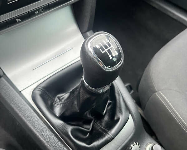 Синий Шкода Октавия, объемом двигателя 1.4 л и пробегом 273 тыс. км за 5900 $, фото 68 на Automoto.ua