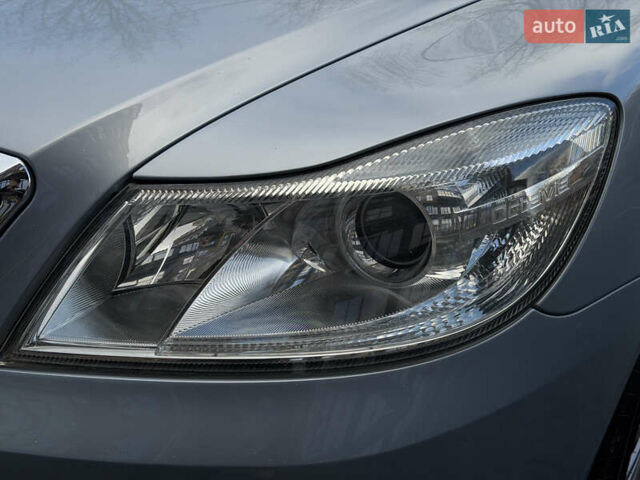 Синий Шкода Октавия, объемом двигателя 1.6 л и пробегом 186 тыс. км за 8400 $, фото 50 на Automoto.ua