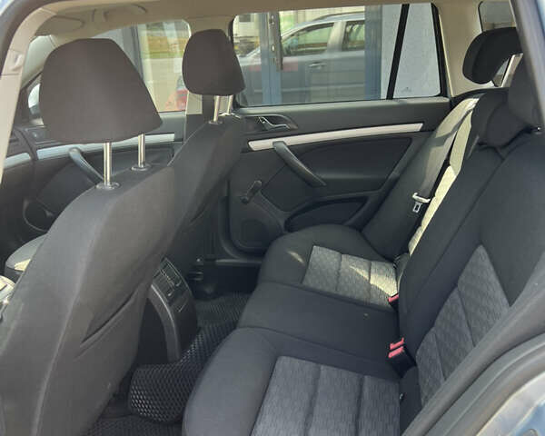 Синий Шкода Октавия, объемом двигателя 1.6 л и пробегом 335 тыс. км за 6800 $, фото 10 на Automoto.ua