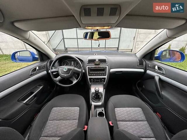 Синій Шкода Октавія, об'ємом двигуна 1.4 л та пробігом 215 тис. км за 7200 $, фото 15 на Automoto.ua