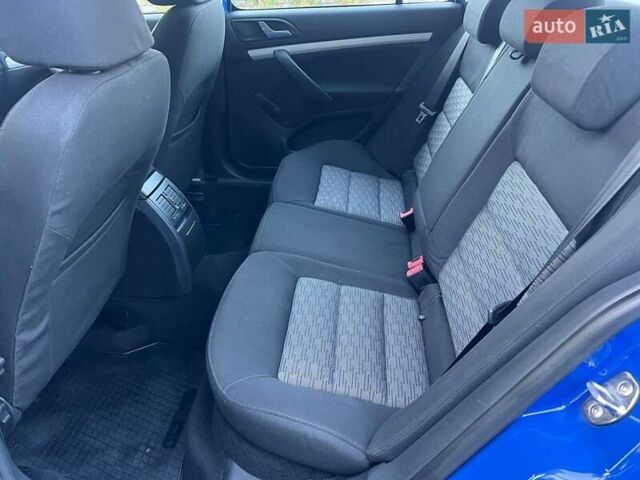 Синий Шкода Октавия, объемом двигателя 1.6 л и пробегом 233 тыс. км за 7800 $, фото 80 на Automoto.ua