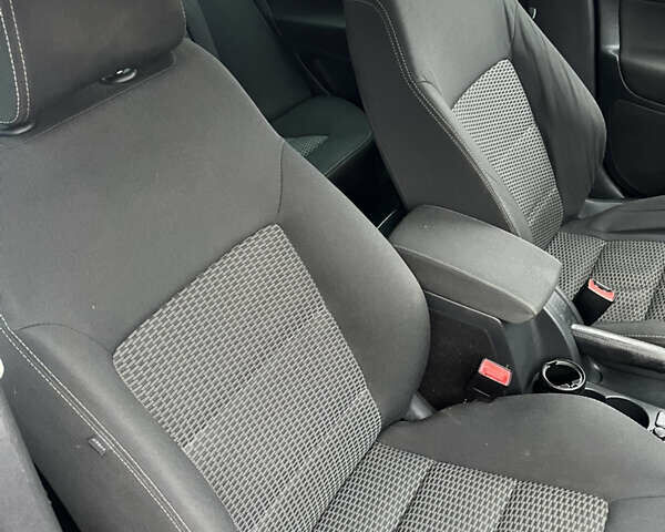 Синий Шкода Октавия, объемом двигателя 1.4 л и пробегом 273 тыс. км за 5900 $, фото 45 на Automoto.ua