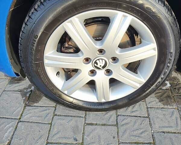 Синій Шкода Октавія, об'ємом двигуна 1.6 л та пробігом 287 тис. км за 6700 $, фото 3 на Automoto.ua
