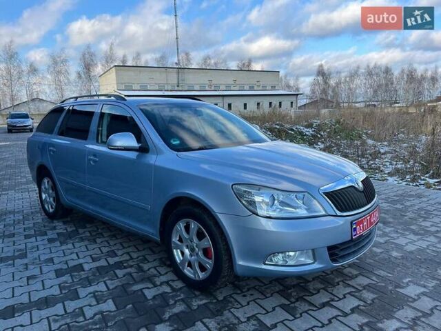 Синий Шкода Октавия, объемом двигателя 1.4 л и пробегом 212 тыс. км за 6400 $, фото 8 на Automoto.ua