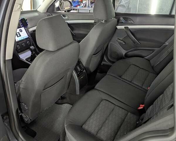 Синий Шкода Октавия, объемом двигателя 1.2 л и пробегом 290 тыс. км за 6990 $, фото 8 на Automoto.ua