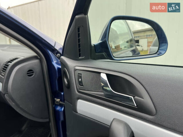 Синий Шкода Октавия, объемом двигателя 1.8 л и пробегом 154 тыс. км за 6200 $, фото 34 на Automoto.ua