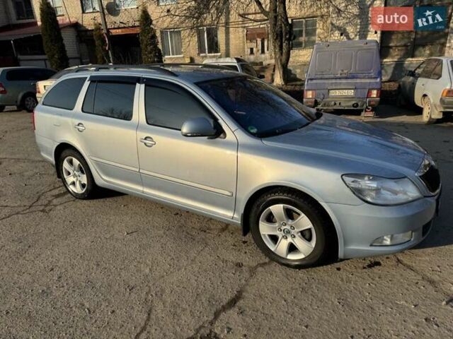 Синий Шкода Октавия, объемом двигателя 1.97 л и пробегом 274 тыс. км за 9300 $, фото 4 на Automoto.ua