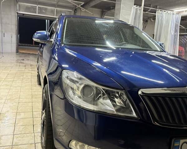 Синий Шкода Октавия, объемом двигателя 1.9 л и пробегом 300 тыс. км за 7800 $, фото 3 на Automoto.ua