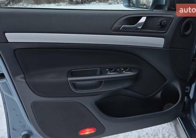 Синий Шкода Октавия, объемом двигателя 1.8 л и пробегом 165 тыс. км за 7699 $, фото 11 на Automoto.ua