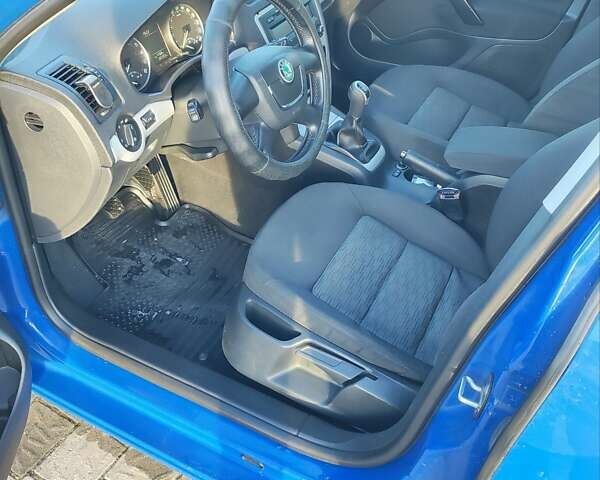 Синій Шкода Октавія, об'ємом двигуна 1.6 л та пробігом 287 тис. км за 6700 $, фото 16 на Automoto.ua