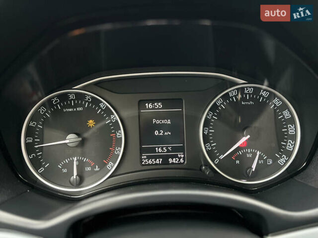 Синий Шкода Октавия, объемом двигателя 1.6 л и пробегом 256 тыс. км за 7950 $, фото 64 на Automoto.ua