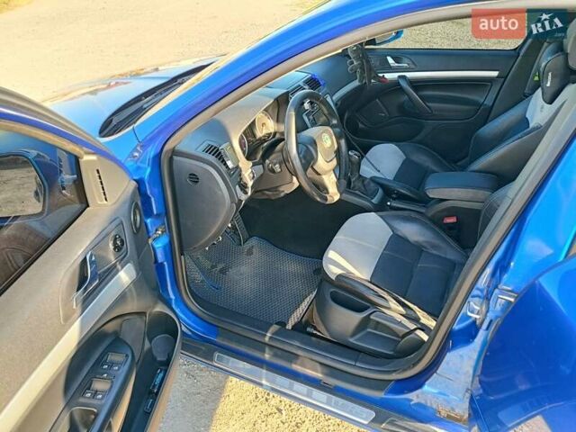 Шкода Октавия 2010 в Виннице на Automoto.ua Синий Шкода Октавия, объемом двигателя 1.98 л и пробегом 260 тыс. км за 7800 $, фото 19 на Automoto.ua