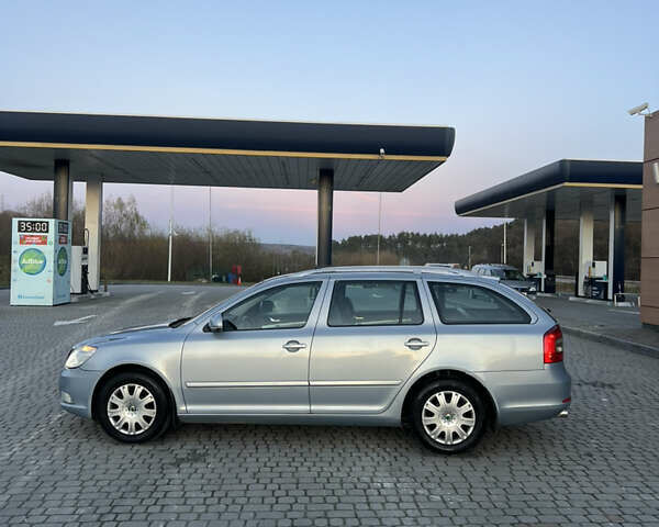 Синій Шкода Октавія, об'ємом двигуна 1.6 л та пробігом 362 тис. км за 7500 $, фото 5 на Automoto.ua