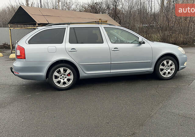 Синий Шкода Октавия, объемом двигателя 1.4 л и пробегом 213 тыс. км за 7599 $, фото 2 на Automoto.ua