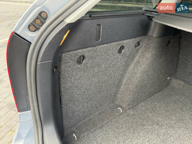 Синий Шкода Октавия, объемом двигателя 1.6 л и пробегом 186 тыс. км за 8400 $, фото 102 на Automoto.ua