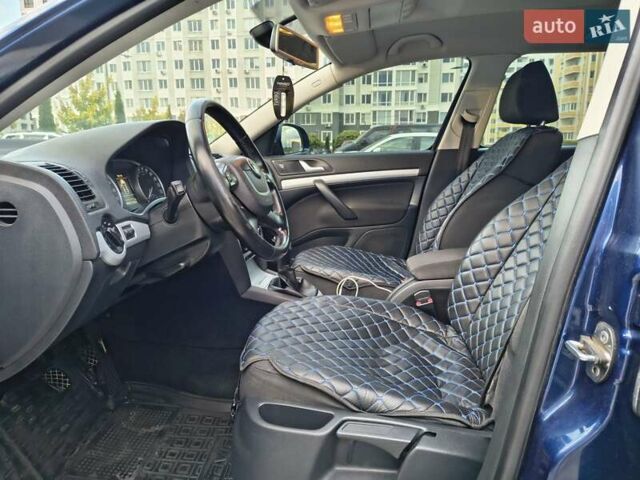 Шкода Октавия 2010 в Ирпене на Automoto.ua Синий Шкода Октавия, объемом двигателя 2 л и пробегом 294 тыс. км за 8800 $, фото 6 на Automoto.ua