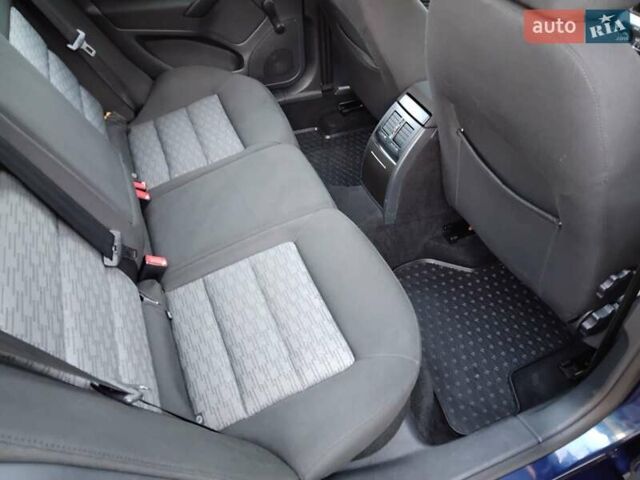 Синий Шкода Октавия, объемом двигателя 0 л и пробегом 230 тыс. км за 7500 $, фото 37 на Automoto.ua