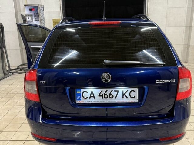 Синий Шкода Октавия, объемом двигателя 1.9 л и пробегом 311 тыс. км за 8200 $, фото 1 на Automoto.ua