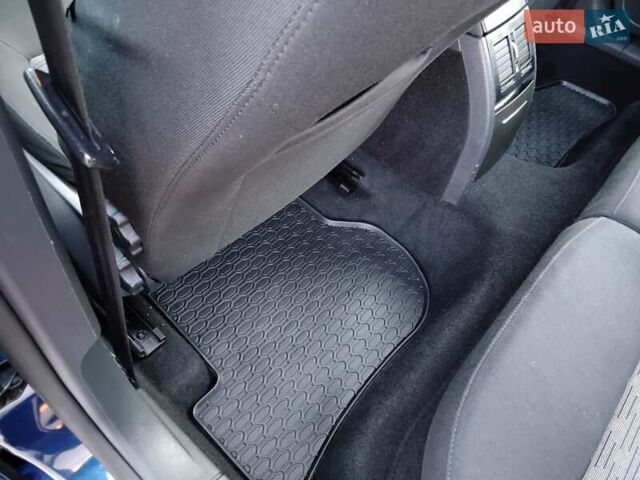 Синий Шкода Октавия, объемом двигателя 0 л и пробегом 230 тыс. км за 7500 $, фото 36 на Automoto.ua