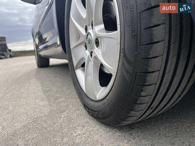 Синий Шкода Октавия, объемом двигателя 1.8 л и пробегом 223 тыс. км за 7600 $, фото 12 на Automoto.ua