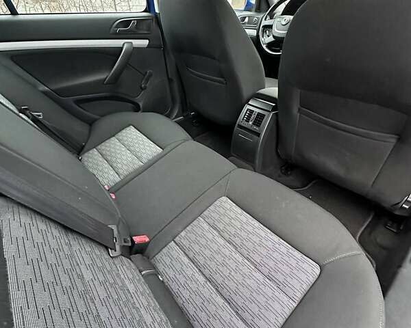 Синій Шкода Октавія, об'ємом двигуна 1.4 л та пробігом 215 тис. км за 7200 $, фото 20 на Automoto.ua